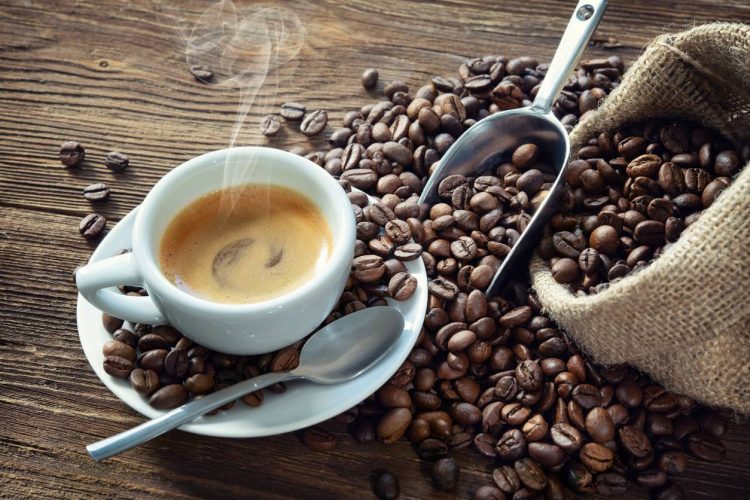 café en grain, moulu en encore bio pour café du matin